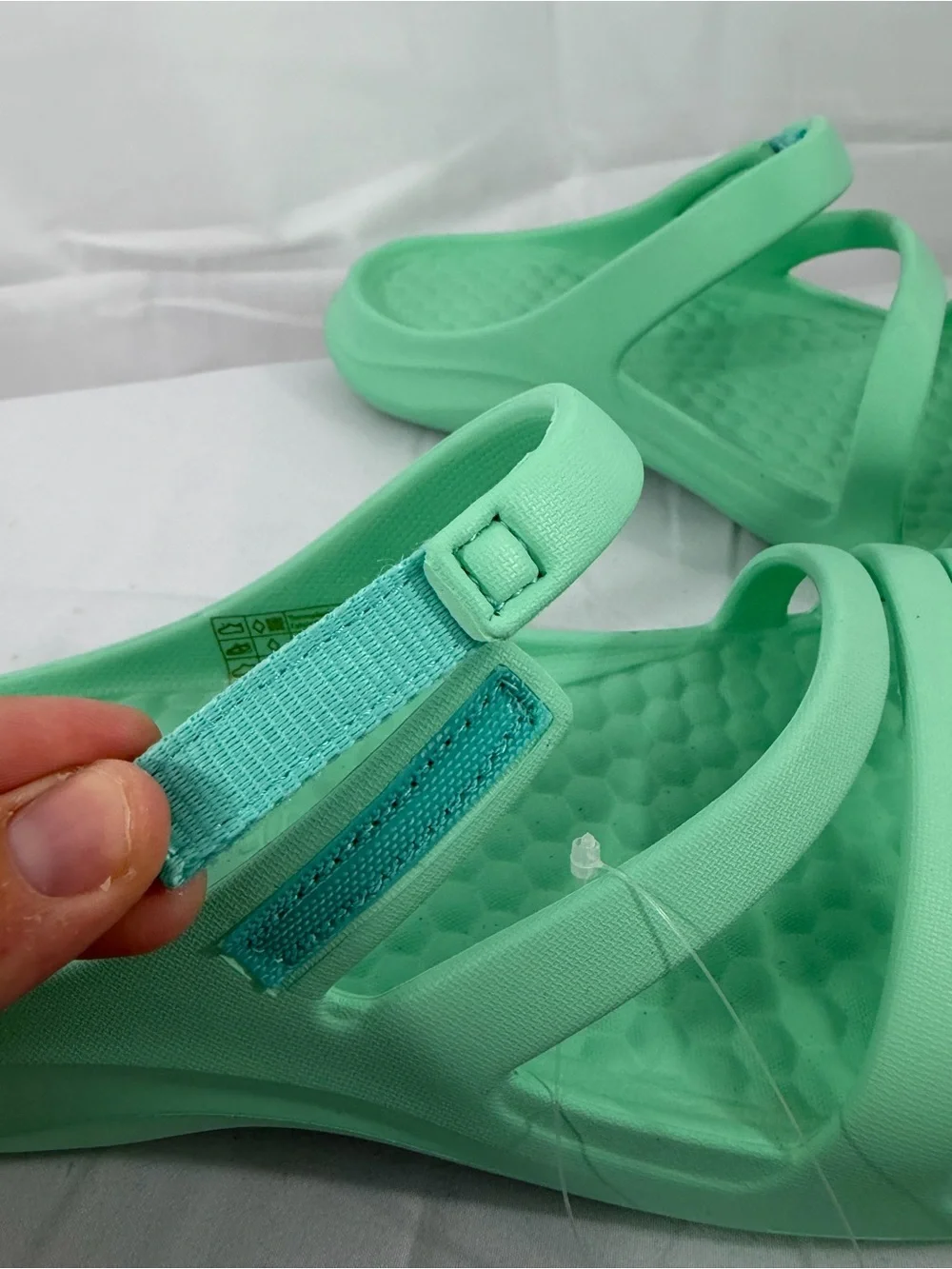 NWT Joybees Women’s Size 9 Mint Green Slip-On Sandals
